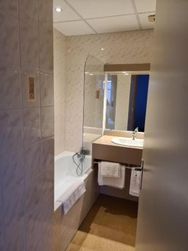 Hotel Des Roches 생플루르 외부 사진
