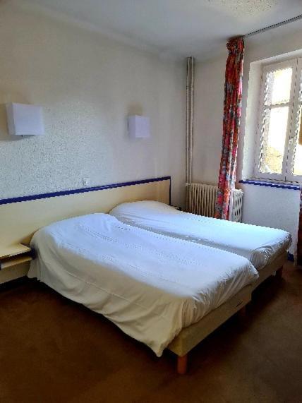 Hotel Des Roches 생플루르 외부 사진
