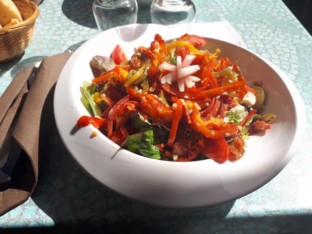 Hotel Des Roches 생플루르 외부 사진